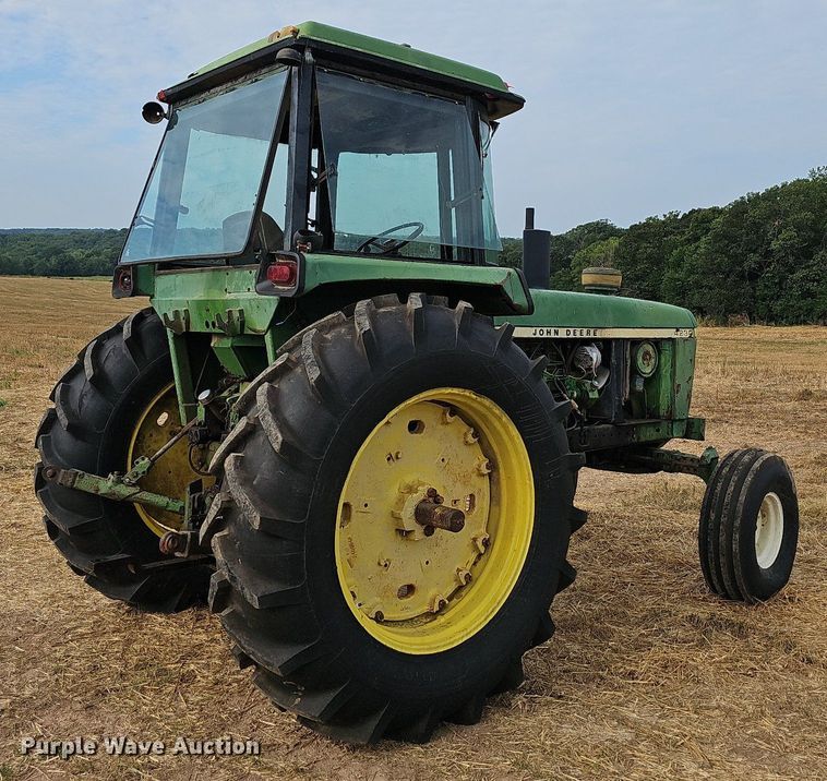 image for item NT9910 1974 John Deere 4230  tractor