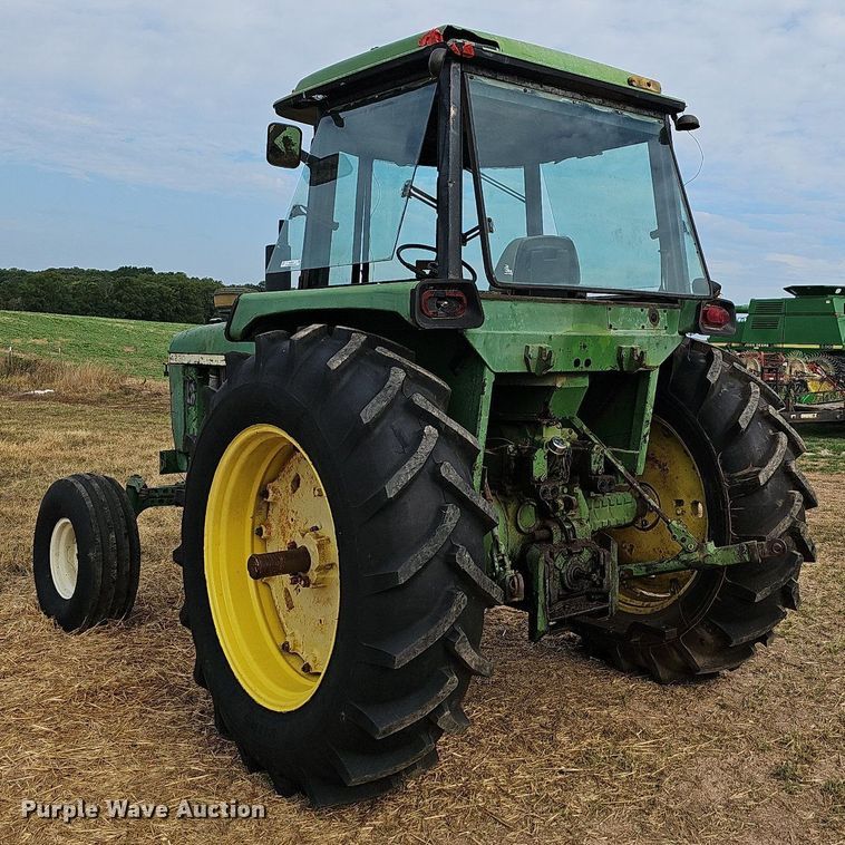 image for item NT9910 1974 John Deere 4230  tractor