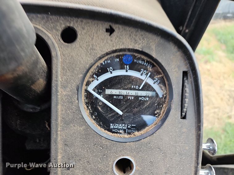 image for item NT9910 1974 John Deere 4230  tractor