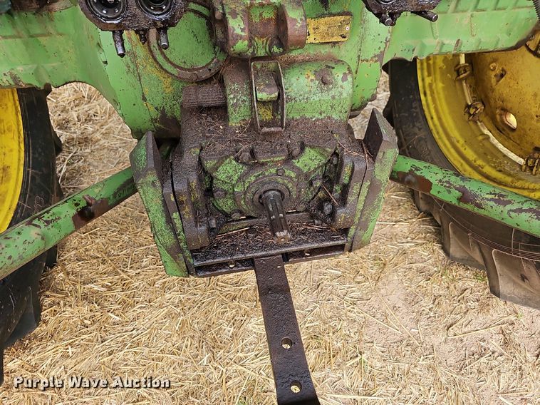 image for item NT9910 1974 John Deere 4230  tractor