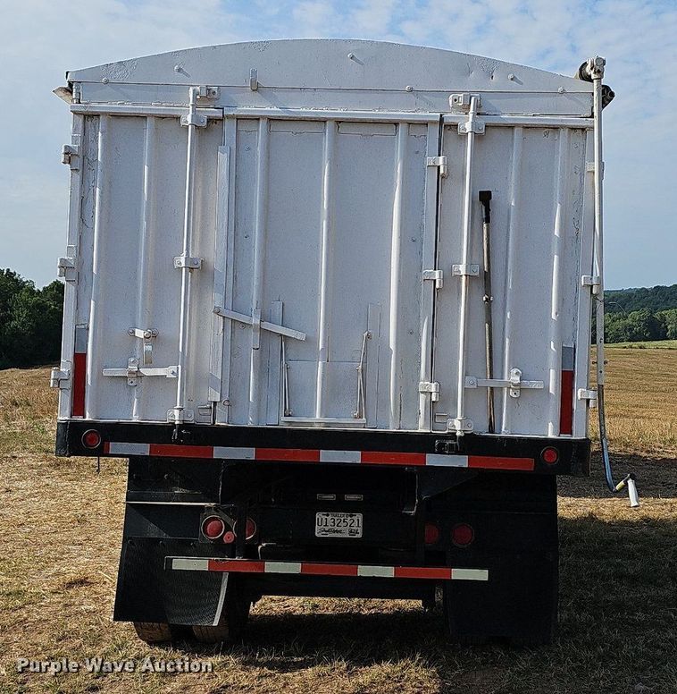 image for item NT9912 1988 International F9370  grain truck with trailer
