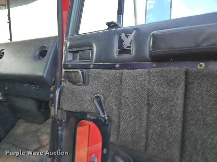 image for item NT9912 1988 International F9370  grain truck with trailer