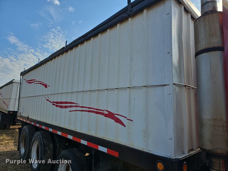 image for item NT9912 1988 International F9370  grain truck with trailer