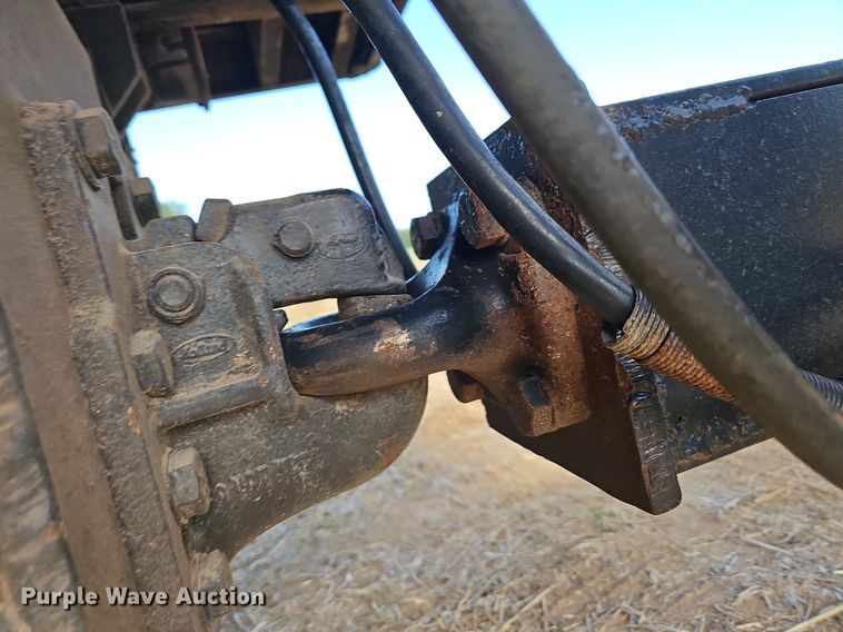 image for item NT9912 1988 International F9370  grain truck with trailer