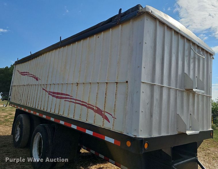 image for item NT9912 1988 International F9370  grain truck with trailer