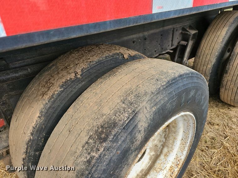 image for item NT9912 1988 International F9370  grain truck with trailer