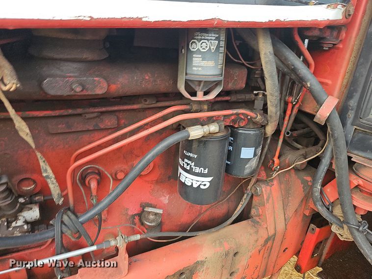 image for item NT9913 1977 International 986  tractor