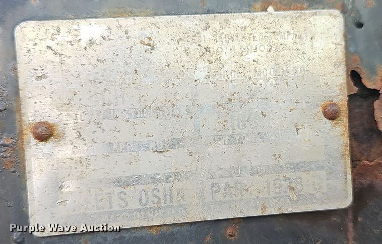 image for item NT9913 1977 International 986  tractor