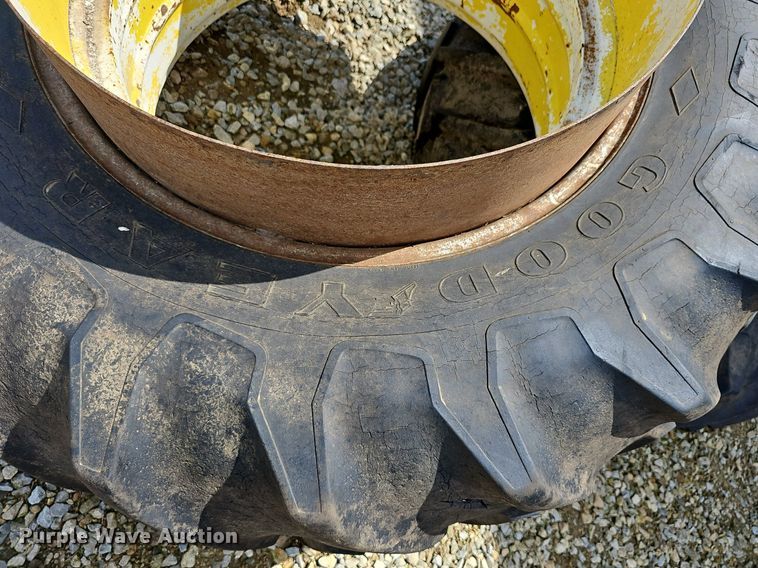 image for item NU9134 Tires and wheels