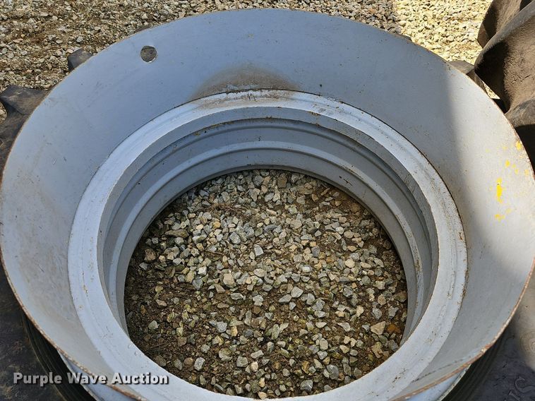 image for item NU9134 Tires and wheels