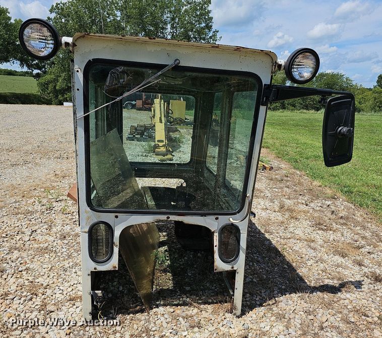 image for item NU9137 (2) tractor attachments