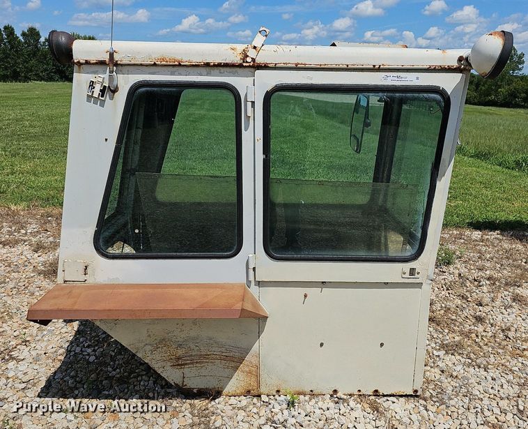 image for item NU9137 (2) tractor attachments