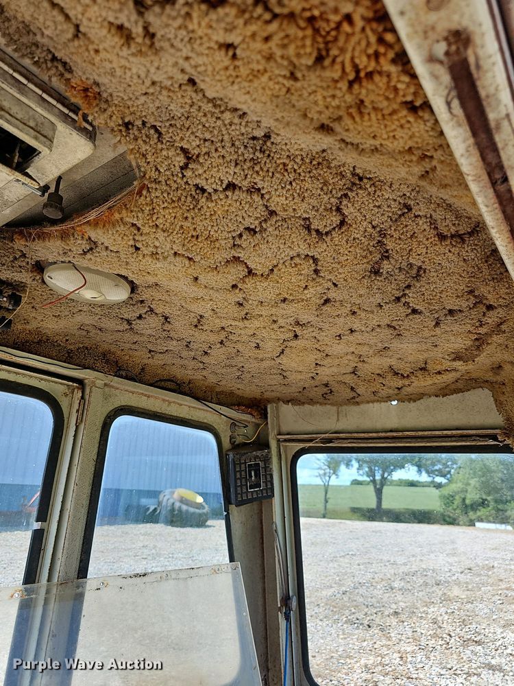 image for item NU9137 (2) tractor attachments