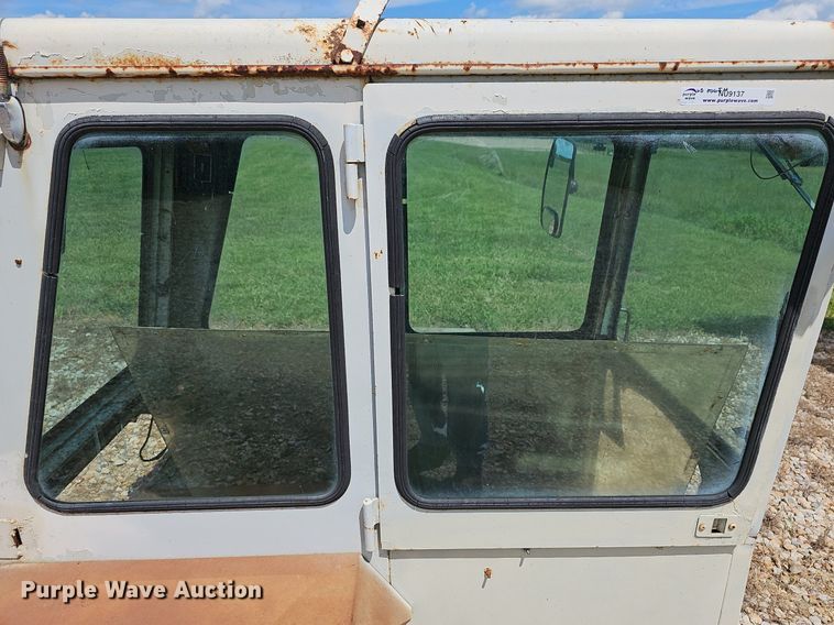 image for item NU9137 (2) tractor attachments