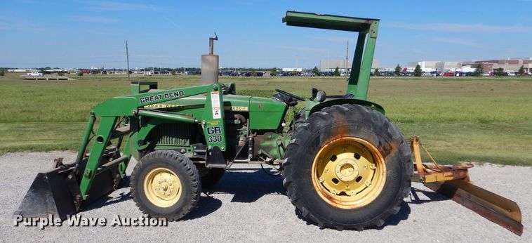image for item NY9607 1970 John Deere 2020  tractor