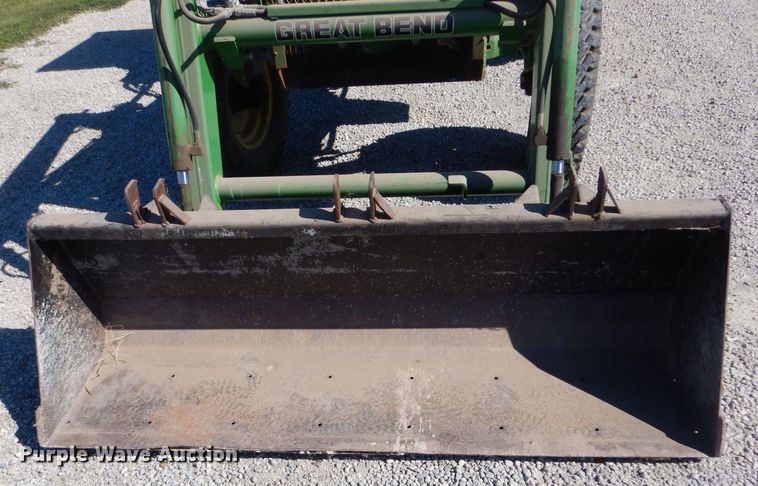 image for item NY9607 1970 John Deere 2020  tractor