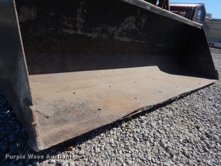 image for item NY9607 1970 John Deere 2020  tractor