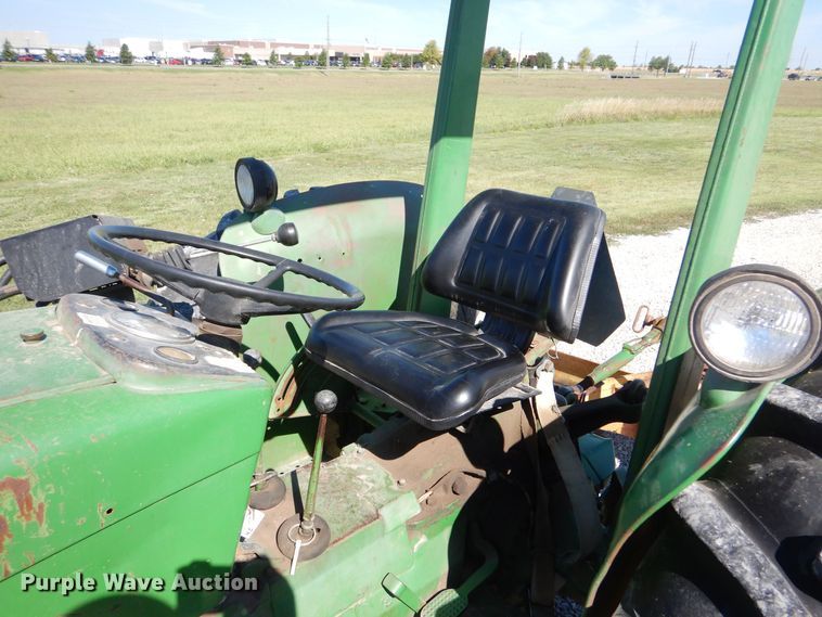 image for item NY9607 1970 John Deere 2020  tractor