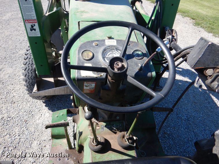 image for item NY9607 1970 John Deere 2020  tractor