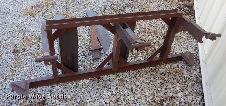 image for item NY9607 1970 John Deere 2020  tractor