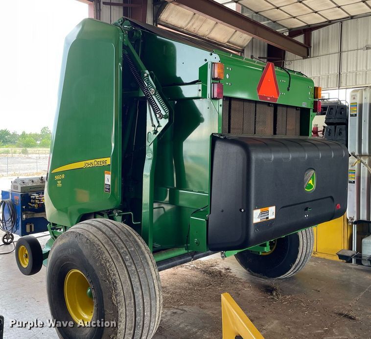 image for item NY9624 2020 John Deere 560R Premium  round baler