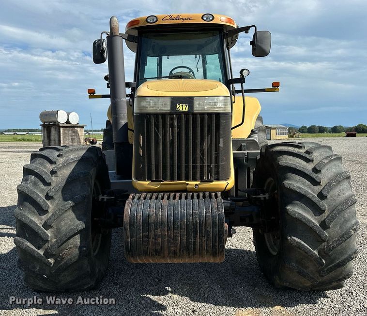image for item OC9139 2008 Challenger MT665B  MFWD tractor