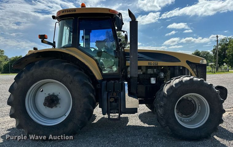image for item OC9139 2008 Challenger MT665B  MFWD tractor