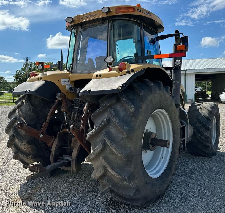 image for item OC9139 2008 Challenger MT665B  MFWD tractor