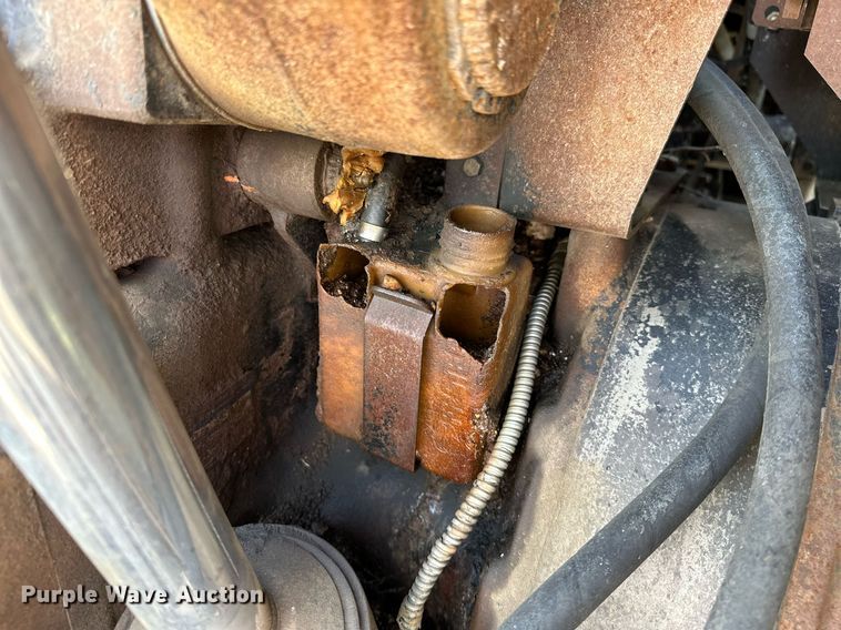 image for item OC9139 2008 Challenger MT665B  MFWD tractor