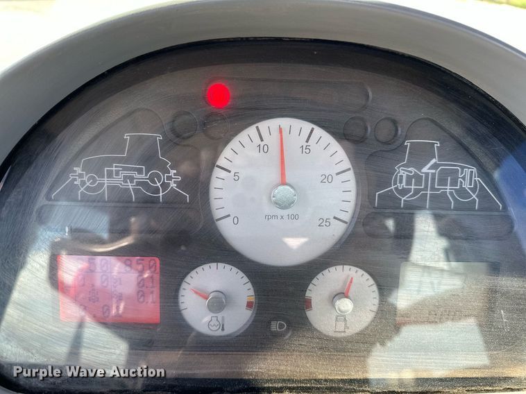 image for item OC9139 2008 Challenger MT665B  MFWD tractor