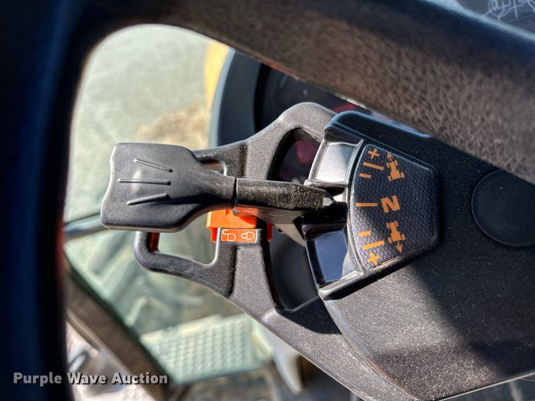 image for item OC9139 2008 Challenger MT665B  MFWD tractor