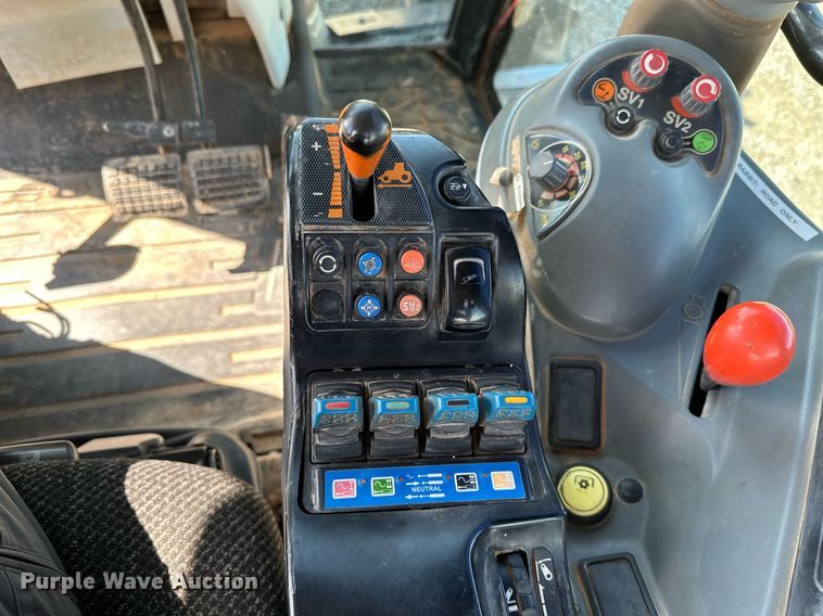 image for item OC9139 2008 Challenger MT665B  MFWD tractor