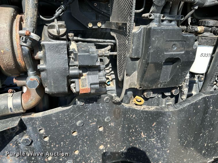 image for item OC9139 2008 Challenger MT665B  MFWD tractor