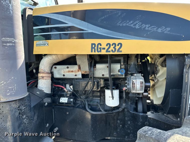 image for item OC9139 2008 Challenger MT665B  MFWD tractor