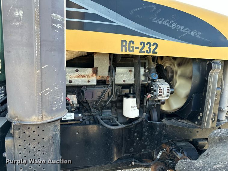 image for item OC9139 2008 Challenger MT665B  MFWD tractor