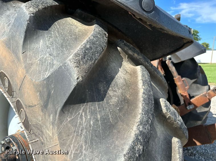 image for item OC9139 2008 Challenger MT665B  MFWD tractor