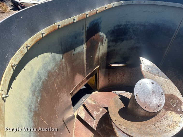 image for item OC9313 Estrella Blanca ZV600  feed grinder/mixer