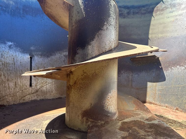 image for item OC9313 Estrella Blanca ZV600  feed grinder/mixer