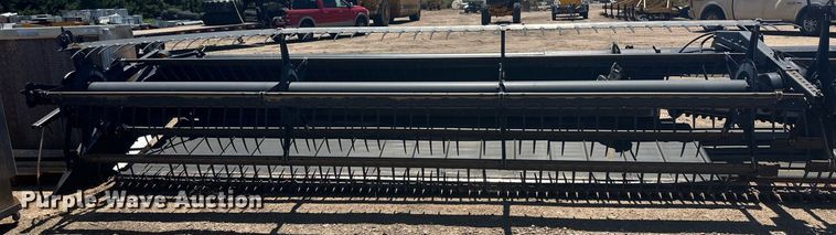 image for item OC9316 1998 MacDon  draper head