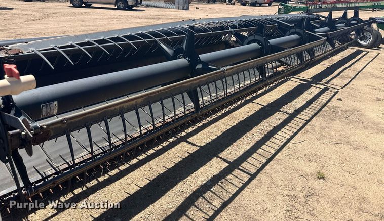 image for item OC9316 1998 MacDon  draper head