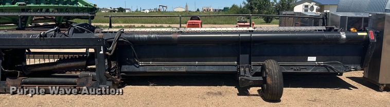 image for item OC9316 1998 MacDon  draper head