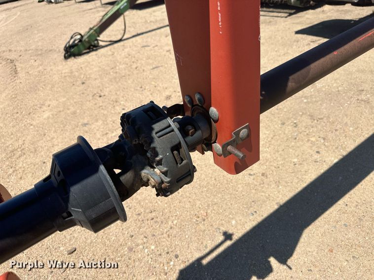 image for item OC9318 New Holland 1441  swather / windrower