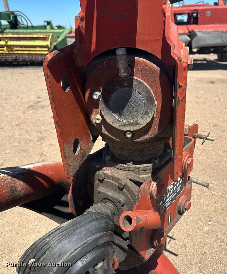 image for item OC9318 New Holland 1441  swather / windrower