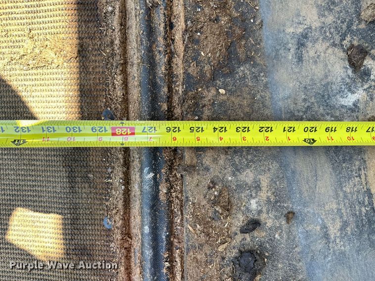 image for item OG9152 2018 Universal Exiss 724  horse trailer