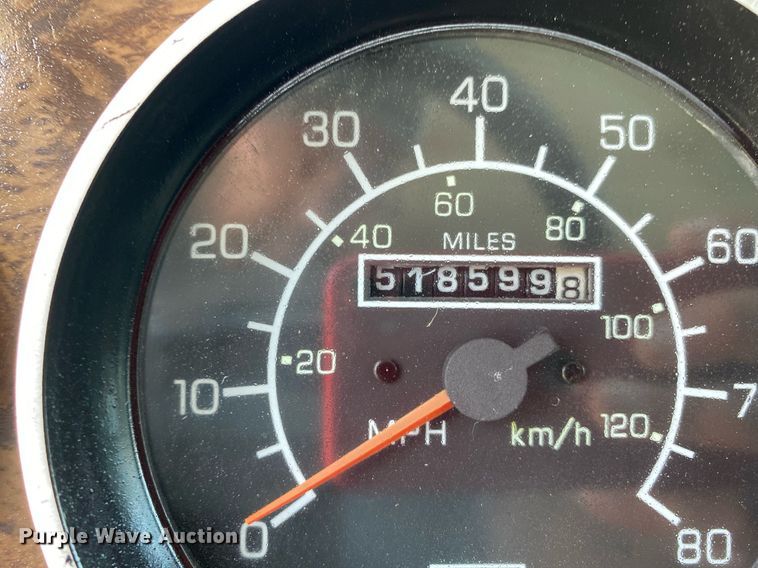 image for item DI7817 1995 Kenworth T800 semi truck