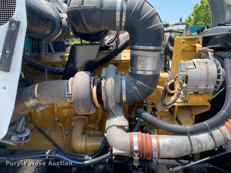 image for item DI7817 1995 Kenworth T800 semi truck