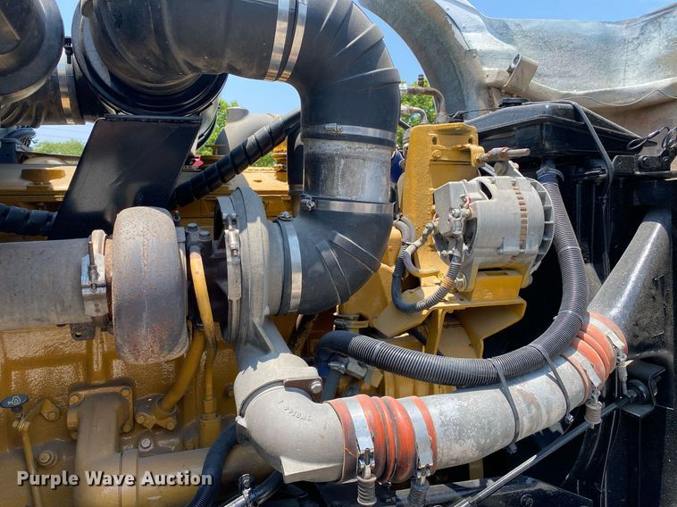 image for item DI7817 1995 Kenworth T800 semi truck