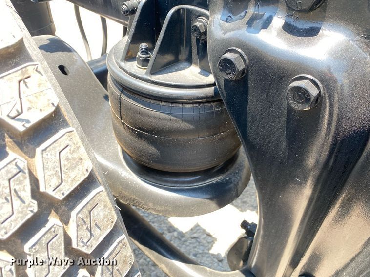 image for item DI7817 1995 Kenworth T800 semi truck