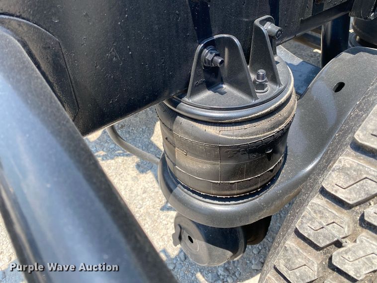 image for item DI7817 1995 Kenworth T800 semi truck