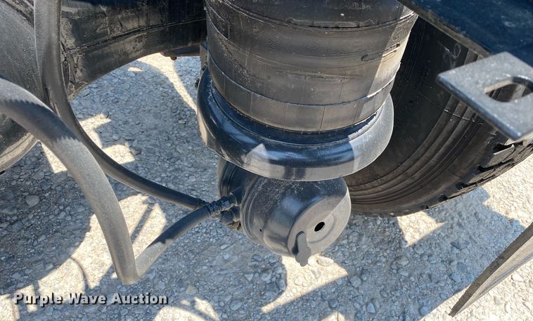 image for item DI7817 1995 Kenworth T800 semi truck